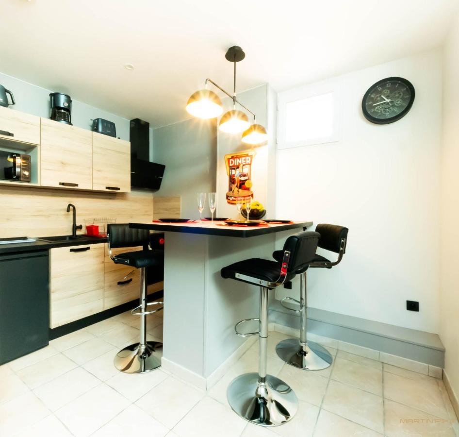 Centre Historique - Free Parking - Self Checkin - Wifi - Industriel - Sleepntripbeziers Apartamento Exterior foto